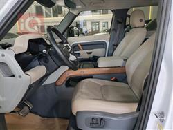 لاند ڕۆڤەر دیفێندەر